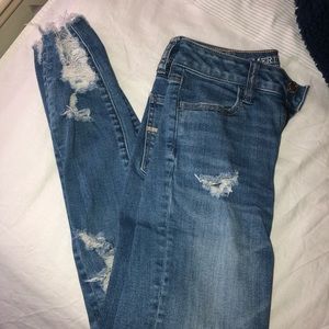 AE frayed skinny jeans